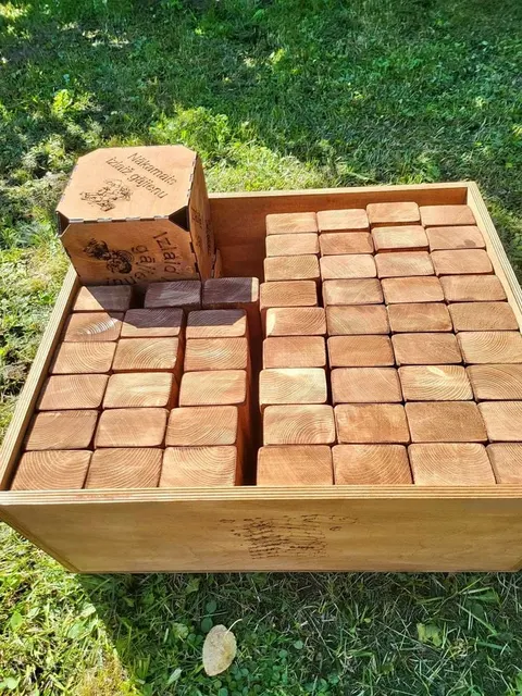 Lielformāta spēle Jenga