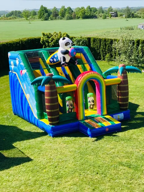 Piepūšamā atrakcija Panda